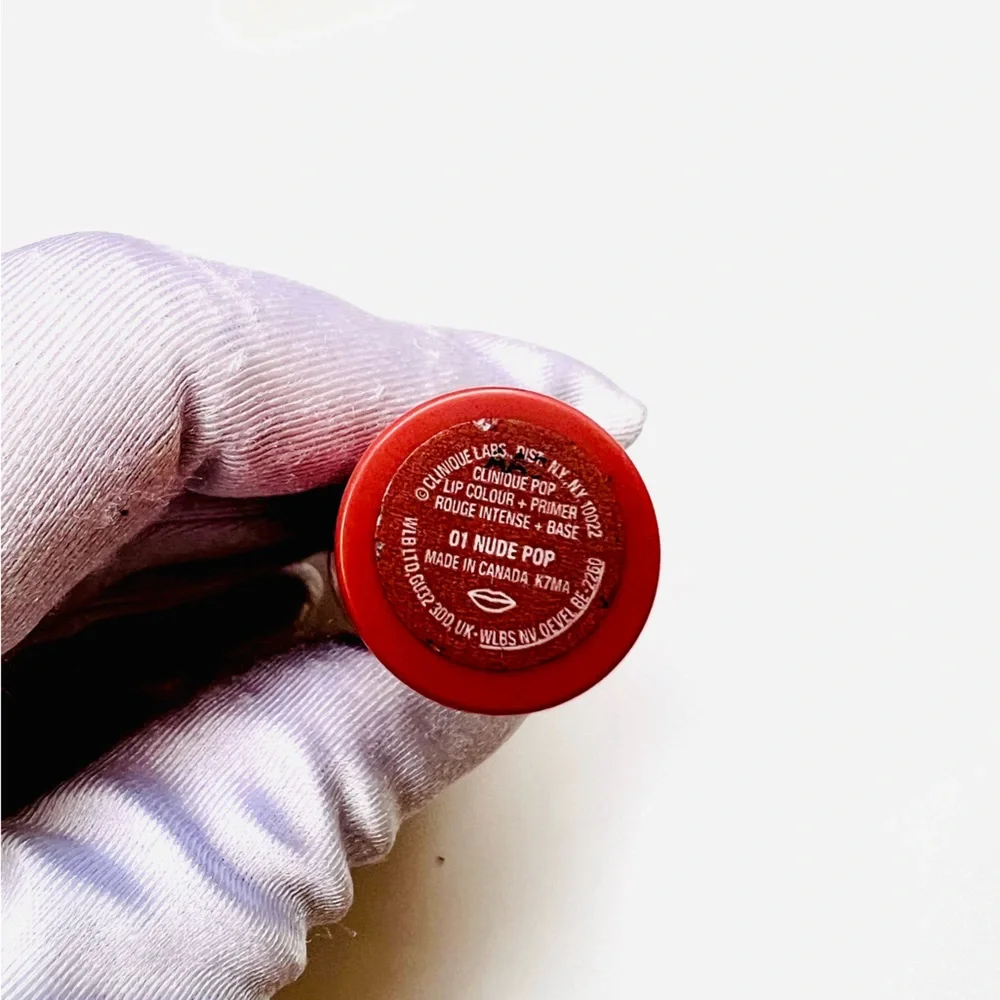 🆕 Clinique Pop Lipstick. No box/tag.